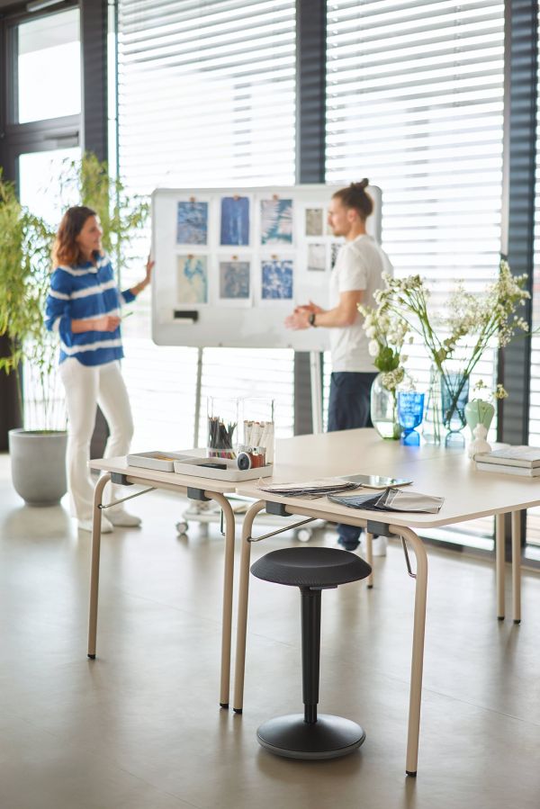 Effizientes Projektmanagement für maßgeschneiderte und funktionale Bürogestaltung